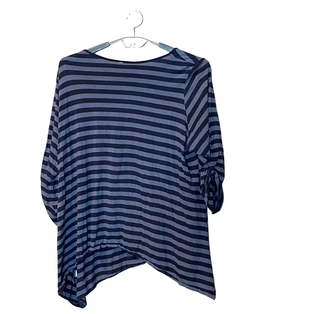 Bundle of 2 Avenue Tunic Tops w/Pockets - Size 26/28 - Picture 6 of 13
